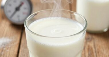 cold milk dulls sweetness