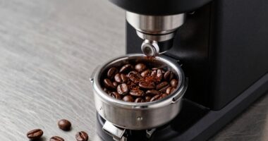 grinder cleanliness affects extraction