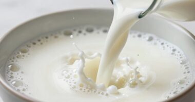 separation during pouring process