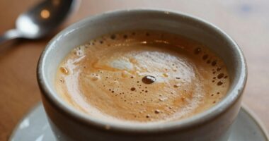 sugary hint signals proximity