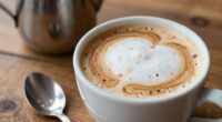 weak thin milk latte